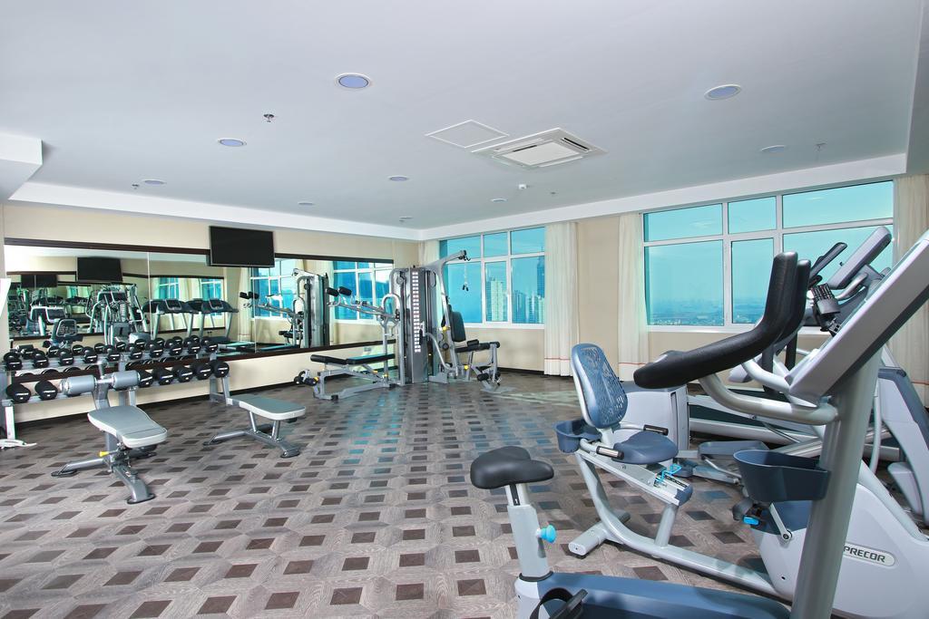 Park Regis Lotus Hotel Манама Экстерьер фото