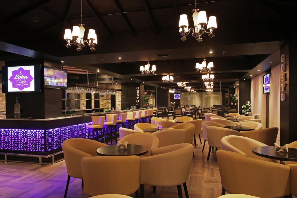 Park Regis Lotus Hotel Манама Экстерьер фото