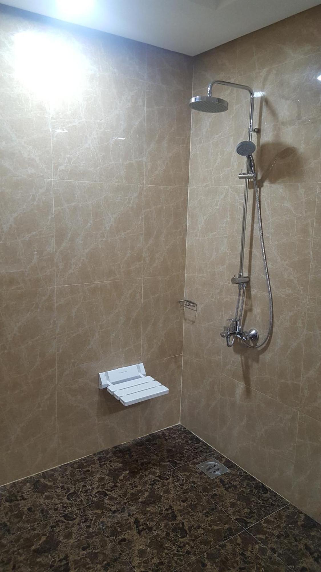 Park Regis Lotus Hotel Манама Экстерьер фото